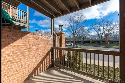 Exterior - 791 Ashton Cir #103, Dayton, OH 45429 photo 3 of 5