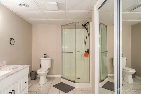 Bath - 5152 S Tecumseh Rd, Springfield, OH 45502 photo 8 of 9