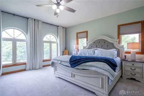 Bedroom - 5152 S Tecumseh Rd, Springfield, OH 45502 photo 1 of 10