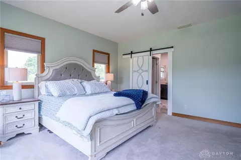 Bedroom - 5152 S Tecumseh Rd, Springfield, OH 45502 photo 3 of 10