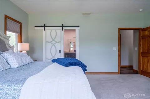 Bedroom - 5152 S Tecumseh Rd, Springfield, OH 45502 photo 4 of 10