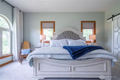 Bedroom - 5152 S Tecumseh Rd, Springfield, OH 45502 photo 2 of 10