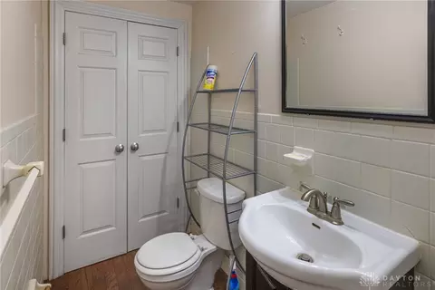 Bath - 646 Marieda Dr, Cincinnati, OH 45245 photo 1 of 4