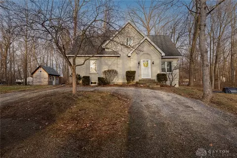 644 Lakengren Dr, Eaton, OH 45320