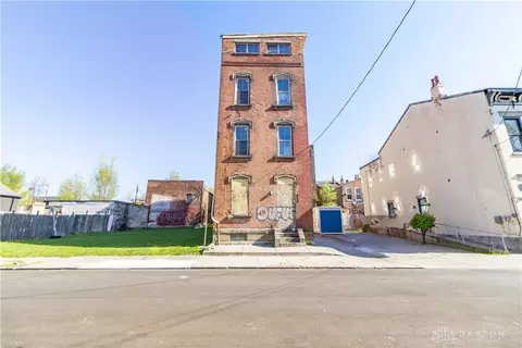 818 Livingston St, Cincinnati, OH 45214