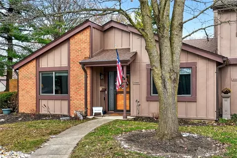 6085 N Quinella Way, Centerville, OH 45459