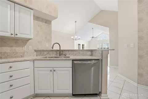 92 Villa Pointe Dr, Springboro, OH 45066 photo 16