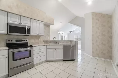 92 Villa Pointe Dr, Springboro, OH 45066 photo 14