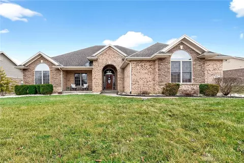 187 Hickory Pointe Dr, Germantown, OH 45327