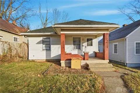 329 E Siebenthaler Ave, Dayton, OH 45405