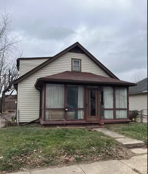 315 Greene St, Fairborn, OH 45324
