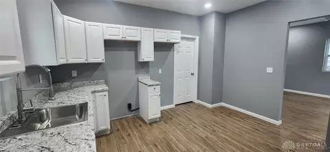 102 Brooklyn Ave, Dayton, OH 45417