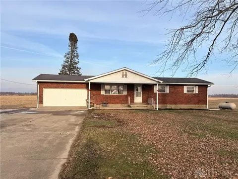 5788 New Paris Gettysburg Rd, New Paris, OH 45347
