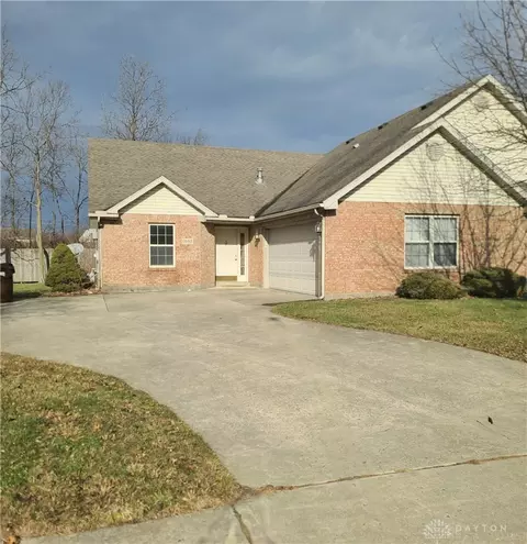 1957 Swallowtail Ct, Clayton, OH 45315