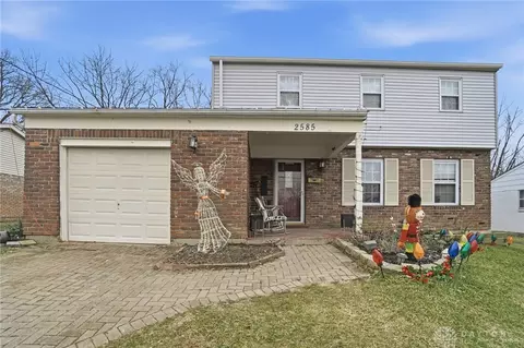2585 Fulbourne Dr, Cincinnati, OH 45231