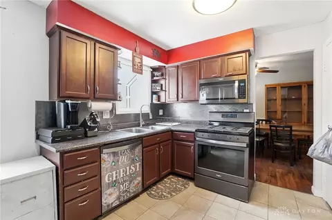 Kitchen - 2585 Fulbourne Dr, Cincinnati, OH 45231 photo 1 of 5