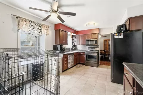 Kitchen - 2585 Fulbourne Dr, Cincinnati, OH 45231 photo 5 of 5