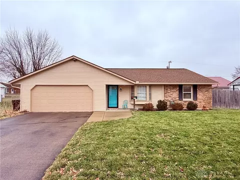 1113 Langdale Ave, New Carlisle, OH 45344