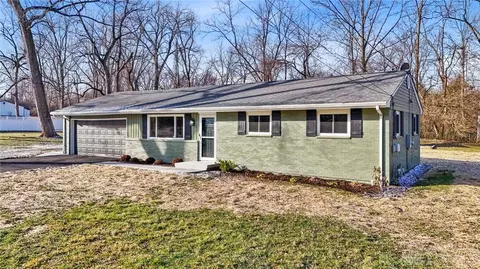6745 Catskill Dr, Franklin, OH 45005 photo 2