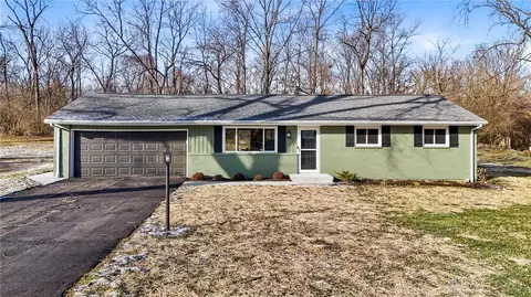 6745 Catskill Dr, Franklin, OH 45005