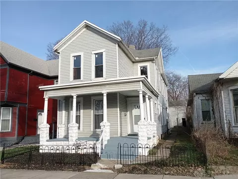 140 S Terry St, Dayton, OH 45403