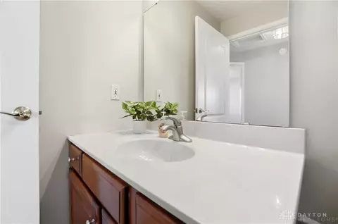 Bath - 5673 Dockside Dr, Mason, OH 45040 photo 7 of 8