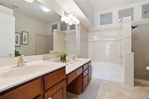 Bath - 5673 Dockside Dr, Mason, OH 45040 photo 1 of 8