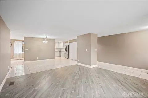 Living - 170 Lodewood Dr, Centerville, OH 45458 photo 3 of 6