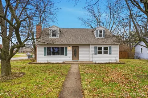 336 N Wolf Creek St, Brookville, OH 45309