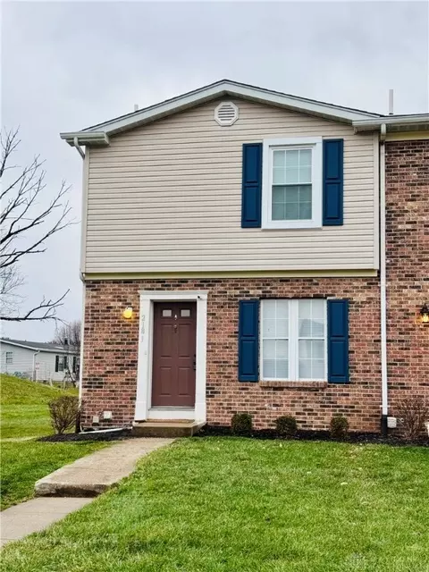 2181 Chapel Dr, Fairborn, OH 45324