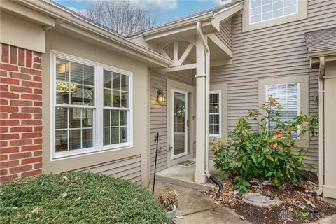 3958 Oakmont Way, Dayton, OH 45430