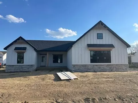 376 Greys Run, Lebanon, OH 45036