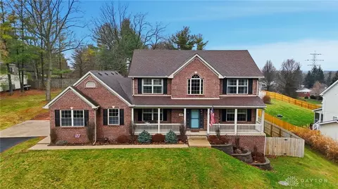 465 Carillion Dr, Springfield, OH 45503