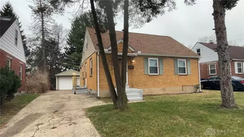 332 Ashwood Ave, Dayton, OH 45405