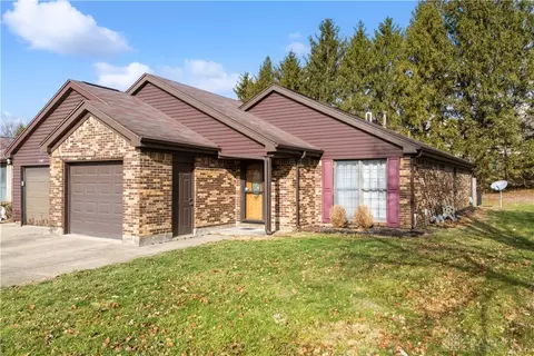 3146 Kerry Dr, Dayton, OH 45434