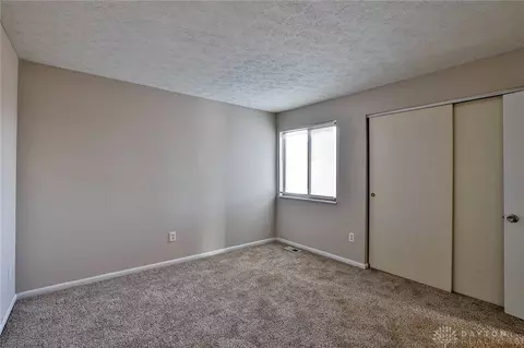 Bedroom - 10 Woodside Ct, Springdale, OH 45246 photo 4 of 6