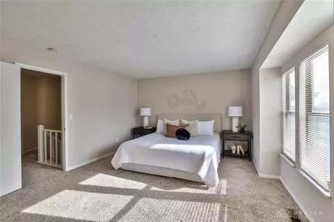 Bedroom - 10 Woodside Ct, Springdale, OH 45246 photo 2 of 6