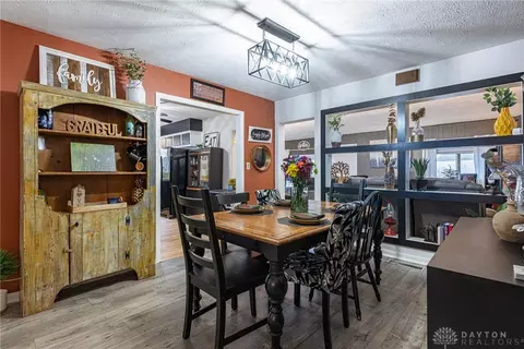 Dining - 936 E Stroop Rd, Kettering, OH 45429 photo 1 of 4