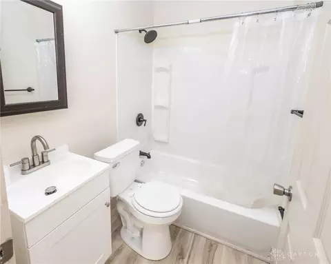 Bath - 128 E Bruce Ave, Dayton, OH 45405 photo 1 of 2
