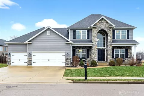 1008 Haverhill Dr, Troy, OH 45373