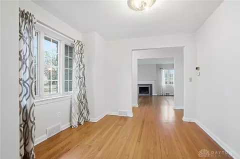 Living - 232 Ardmore Rd, Springfield, OH 45504 photo 10 of 15