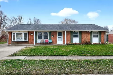 5422 Pitcairn Rd, Dayton, OH 45424