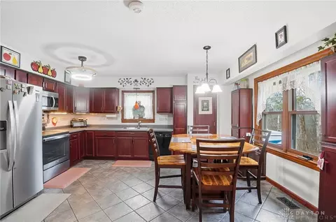 Kitchen - 7182 Brook Dr, Morrow, OH 45152 photo 1 of 5