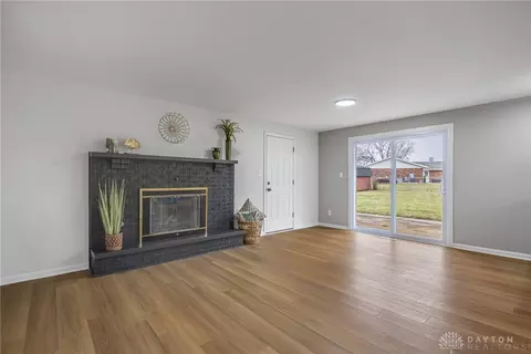 958 Torrence Dr, Springfield, OH 45503 photo 6