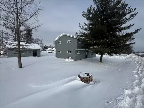 3401 Dryden Rd, Moraine, OH 45439