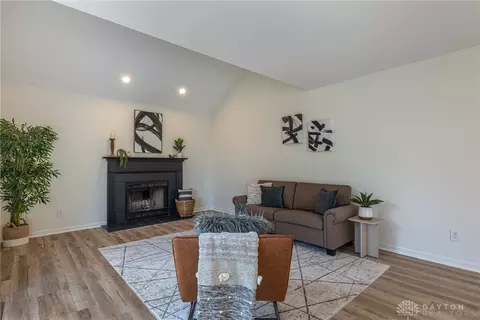 Living - 720 Davis Dr, Monroe, OH 45050 photo 2 of 4