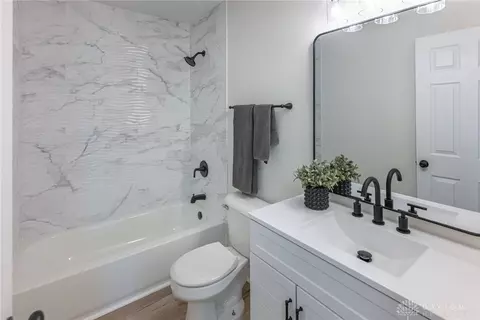 Bath - 720 Davis Dr, Monroe, OH 45050 photo 2 of 4