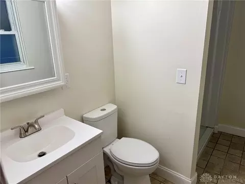 Bath - 1924 Marinette Dr, Springfield, OH 45503 photo 3 of 4
