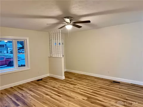 Living - 1924 Marinette Dr, Springfield, OH 45503 photo 1 of 8