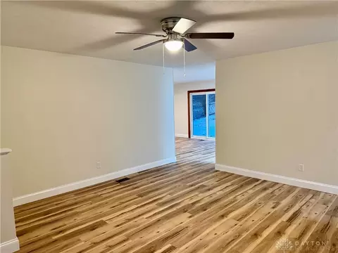 Living - 1924 Marinette Dr, Springfield, OH 45503 photo 3 of 8